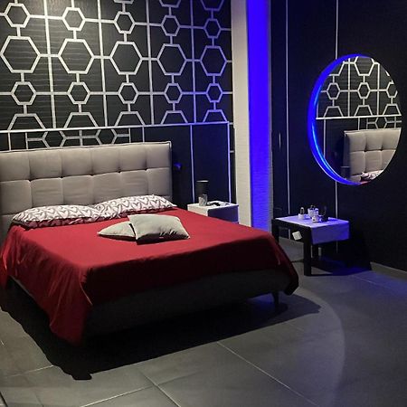 Luxury Suite Mimi Bari Exterior photo