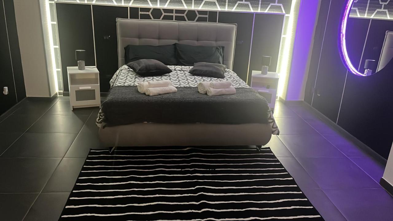 Luxury Suite Mimi Bari Exterior photo